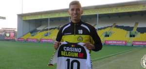 Cevallos arrib&oacute; ayer a la ciudad belga de Lokeren y hoy practica con el equipo.
