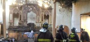 El fuego habr&iacute;a iniciado en la Capilla de las hermanas franciscanas. 