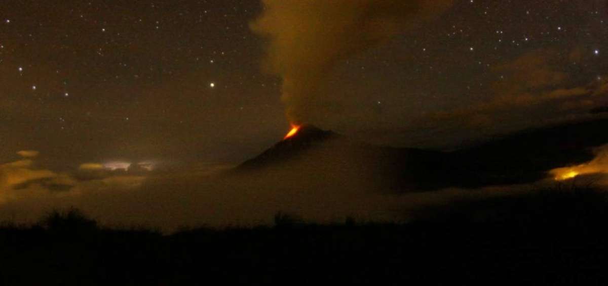 El Tungurahua empieza a dar muestras de un nuevo 'despertar'