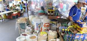 Las bodegas de expendio de granos para preparar la fanesca est&aacute;n abastecidas para enfrentar la demanda.