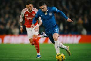 Arsenal derrot&oacute; al Chelsea en la ida de la semifinal