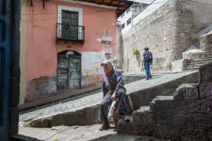 Los desaf&iacute;os frente al envejecimiento poblacional son muchos y se relacionan tambi&eacute;n con el entorno donde vivimos. Una de las preguntas necesarias es: &iquest;vivimos en ciudades amigables para todas las edades? Foto: John Guevara / El Tel&eacute;grafo