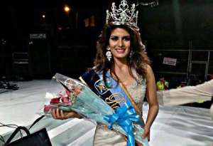 Alcald&iacute;a de Dur&aacute;n dice que cirug&iacute;a no era parte de premio a reina