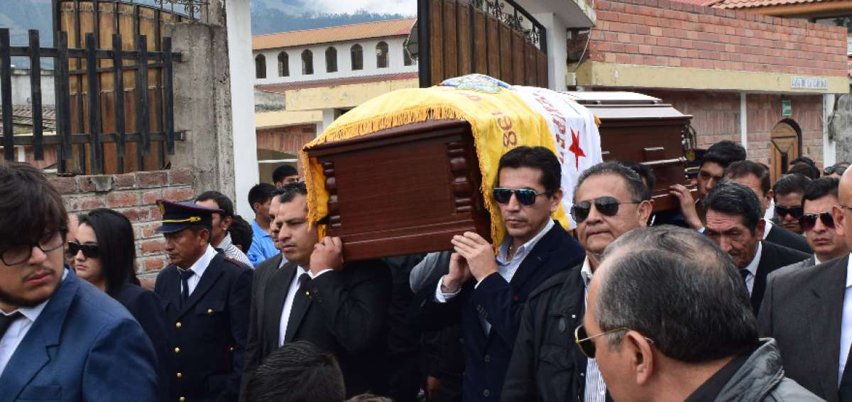 Penipe despidi&oacute; a su alcalde Rob&iacute;n Velastegu&iacute;