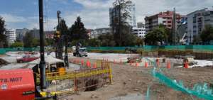 La edificaci&oacute;n de la Fase II del Metro no se ha detenido. En la gr&aacute;fica, el lugar en el que se levanta la estaci&oacute;n La Carolina I, en el extremo sur del parque.