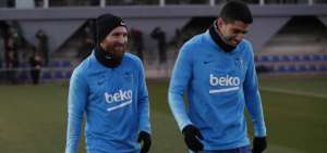 Messi se entrena junto al grupo en la v&iacute;spera del cl&aacute;sico de Copa del Rey