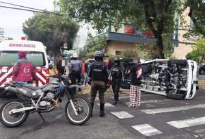 Siniestro de tr&aacute;nsito deja una persona herida en la avenida Am&eacute;rica