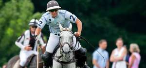 El polo intenta crecer con torneos locales