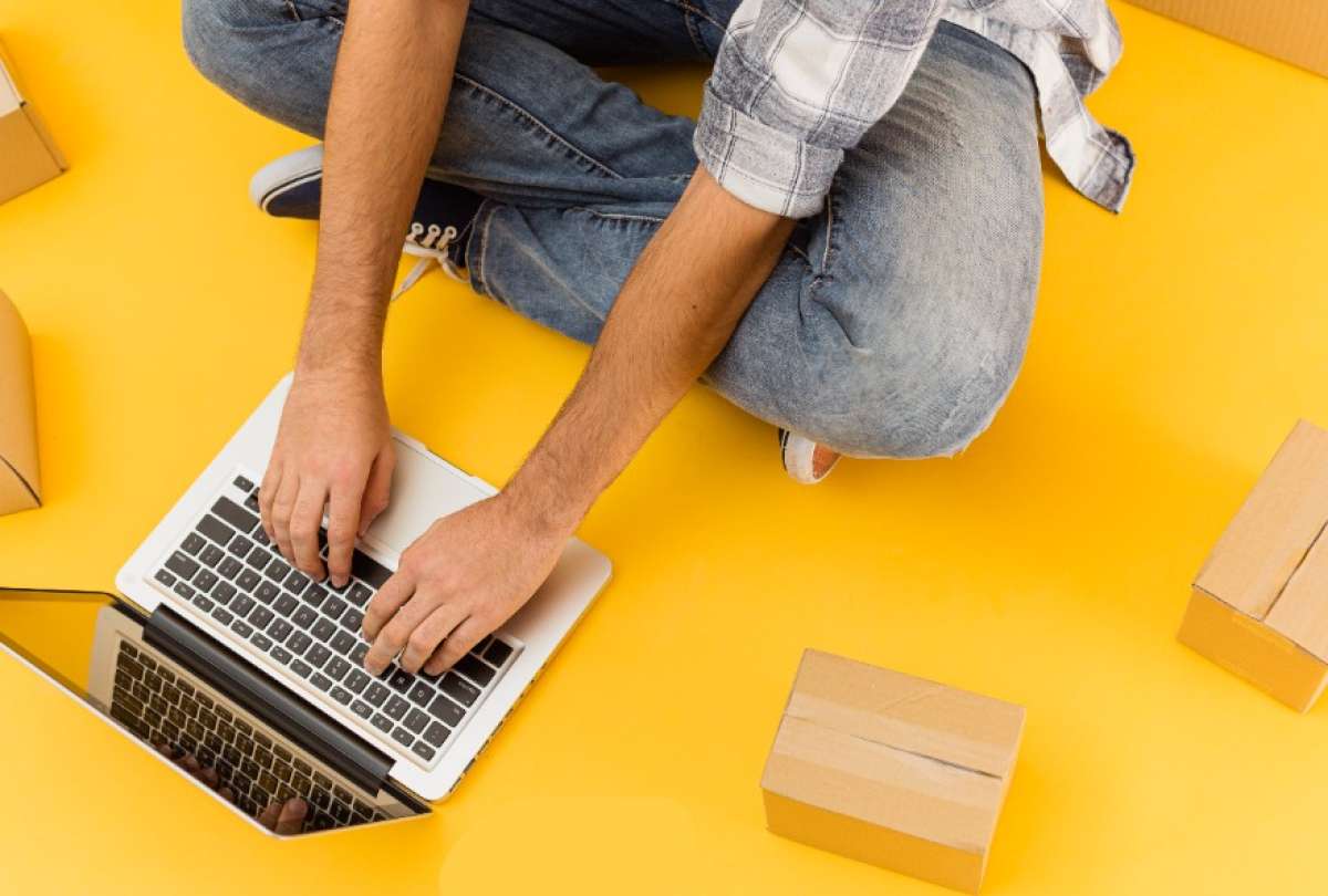 El Ministerio de Producción y Mercado Libre firmaron un acuerdo para capacitar y digitalizar a mipymes.