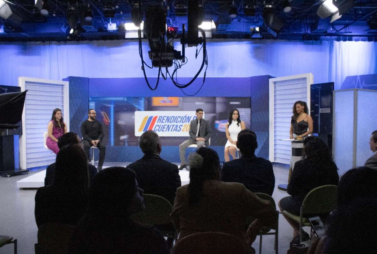 Marcela Holguín, gerenta de Comunica EP, detalló los logros alcanzados por los tres medios: Ecuador Tv, Pública FM y El Telégrafo digital.