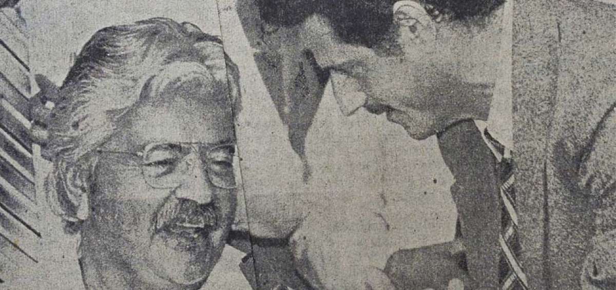 EL PRESIDENTE ELECTO ES entrevistado por Luis Pescarolo, periodista de EL TEL&Eacute;GRAFO, en mayo de 1984.