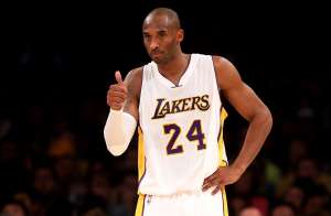 Kobe Bryant es el jugador m&aacute;s importante de los Lakers, sin embargo su presencia no es suficiente para el equipo. Foto: AFP