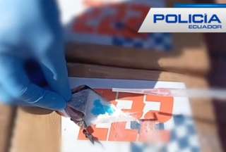 Bloque de Seguridad decomisa tonelada y media de droga en costas de Galápagos. 