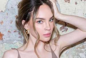 Belinda grab&oacute; un video en un b&uacute;s que r&aacute;pidamente se viraliz&oacute; en redes sociales.