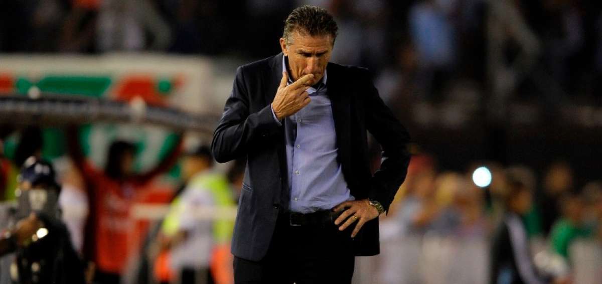 Los gestos de preocupaci&oacute;n de Bauza durante el partido contrastan con sus declaraciones posteriores: &ldquo;Jugamos un partido brillante&rdquo;, resumi&oacute; el estratega. 