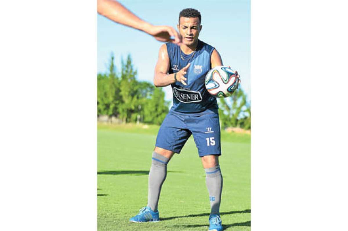 Pedro Qui&ntilde;&oacute;nez podr&iacute;a ser transferido al Al Ahli