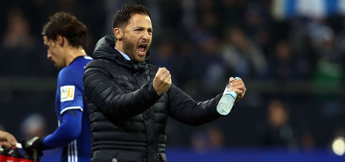 Sin haber sido nunca futbolista de alto nivel, Tedesco es un apasionado de la t&aacute;ctica y de los m&eacute;todos modernos de motivaci&oacute;n. 