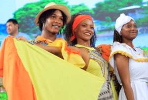 M&aacute;s cr&eacute;ditos productivos y becas para pueblos y nacionalidades ind&iacute;genas. 