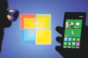 Nokia se ali&oacute; con Microsoft para sacar una nueva l&iacute;nea de tel&eacute;fonos Lumia. Tomado : www.trainghiemso.com