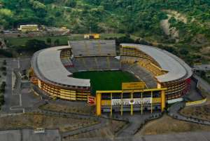 Barcelona analiza la posibilidad de jugar como local en Machala o Manta