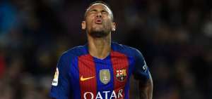 Fiscal&iacute;a espa&ntilde;ola exige 2 a&ntilde;os de c&aacute;rcel para Neymar por fichaje fraudulento