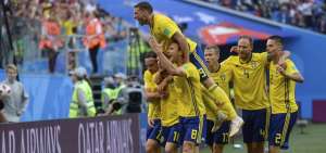 Forsberg gu&iacute;a a Suecia a los cuartos de final