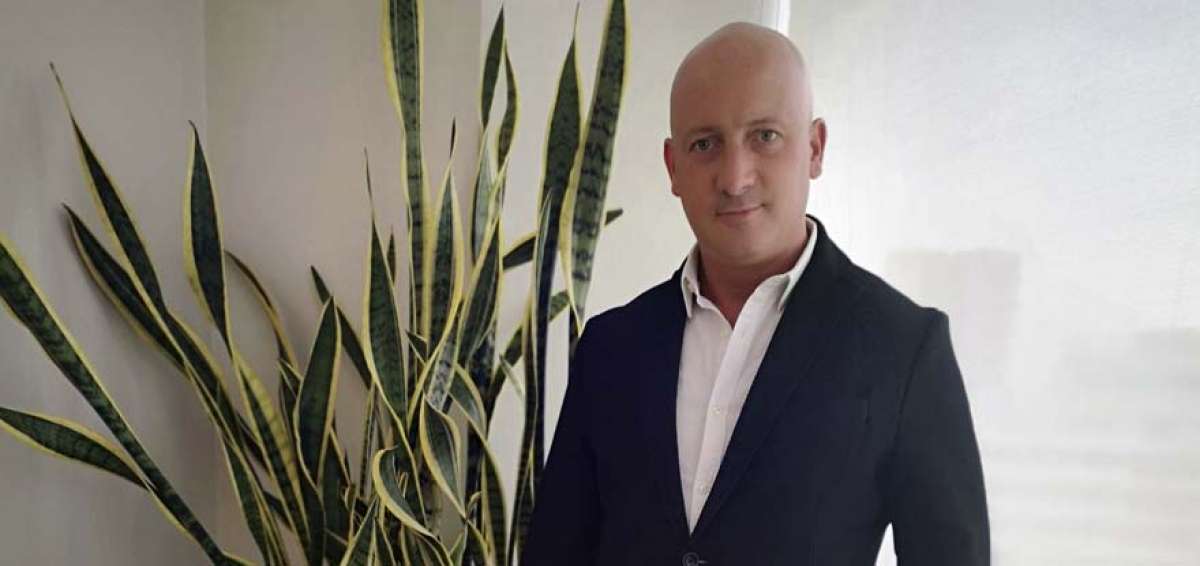 Daniel Adler, asesor financiero, indica que, seg&uacute;n estudios, el 90% de todo el dinero que hay en el planeta lo tiene el 10% de la poblaci&oacute;n. &ldquo;Y ese 10% son los due&ntilde;os de peque&ntilde;as, medianas y grandes empresas&rdquo;.