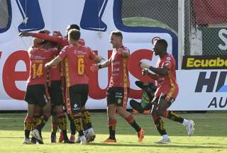 Los hinchas mostraron su indignación tras unos incómodos mensajes publicados en una cuenta del Deportivo Cuenca. Los directivos del 'Cuenquita' aclararon la razón de los insultos publicados en su antigua página de Facebook.