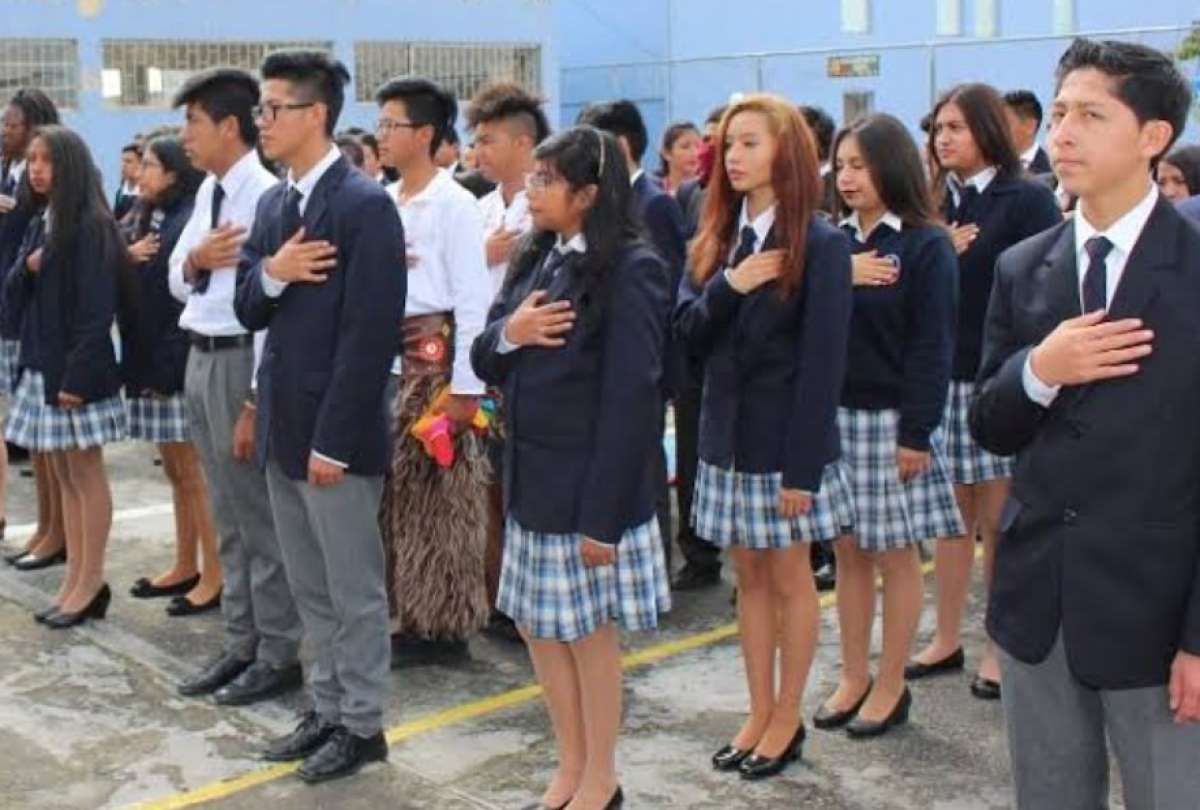 Pabel Mu&ntilde;oz, alcalde de Quito, inform&oacute; que para este ciclo educativo habr&aacute; una reducci&oacute;n de 700 cupos para planteles municipales. 