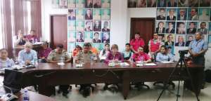 En Chone el Comit&eacute; de Operaciones de Emergencia, liderado por el Alcalde, coordina acciones para enfrentar la fuerte estaci&oacute;n lluviosa.