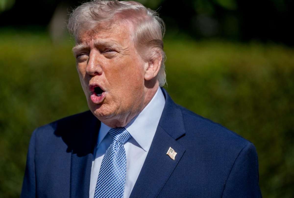 Donald Trump lanz&oacute; una fuerte amenaza a Ir&aacute;n.