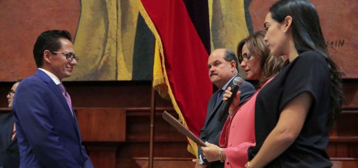 La posesi&oacute;n se realiz&oacute; este martes, en el Pleno de la Asamblea.