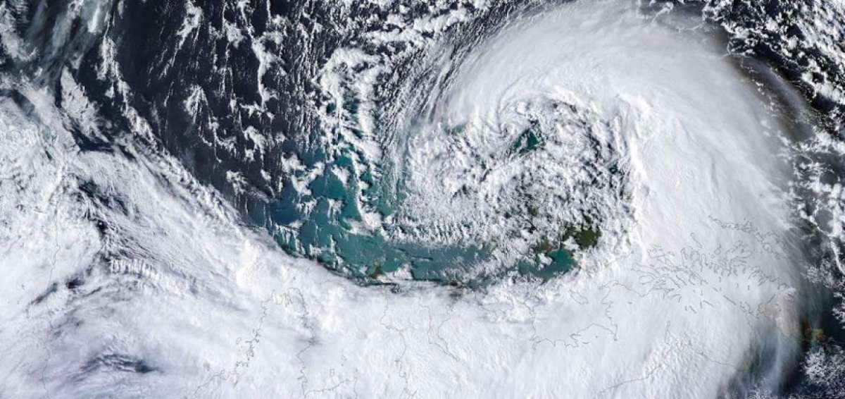 La tormenta en el Atl&aacute;ntico Norte fue conocida como "bomba de tiempo".
