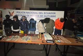 Siete detenidos y drogas incautadas en operativo contra “Los Lobos” en Quito