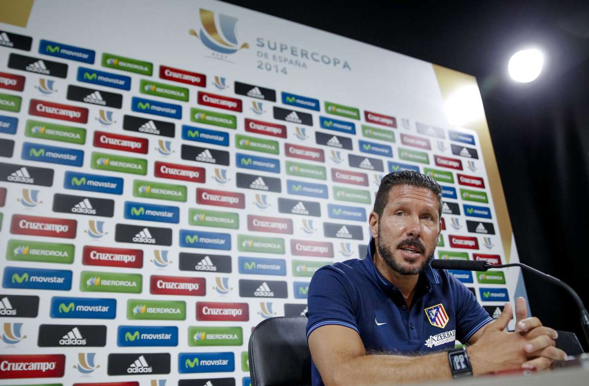 Diego Simeone fue cr&iacute;tico con la organizaci&oacute;n de la supercopa la que , seg&uacute;n &eacute;l, deber&iacute;a ser a un partido. Foto: EFE