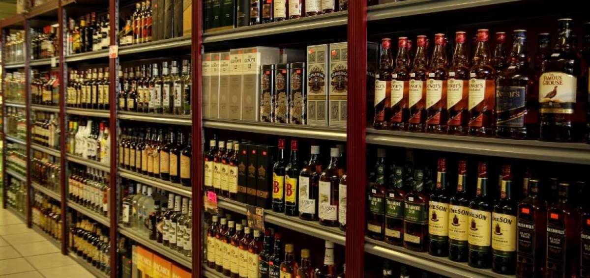 Ministerio ratifica venta de bebidas alcoh&oacute;licas los domingos