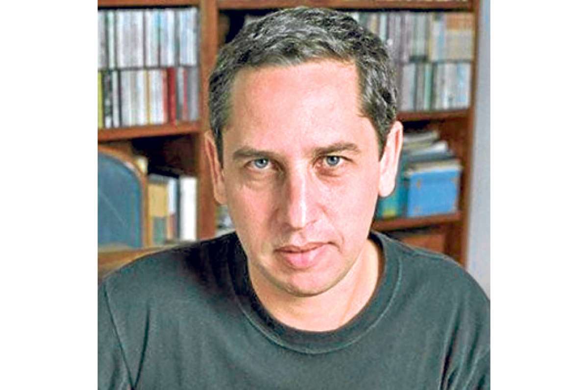 Matem&aacute;tico obtiene I Premio de cuento Garc&iacute;a M&aacute;rquez