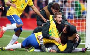 Al igual que contra los uruguayos en octavos de final, la Canarinha de Rogerio Micale se llev&oacute; el triunfo por la v&iacute;a de los penaltis. Foto: Internet