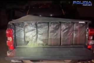 La Policía Nacional desplegó un operativo en Manta (sector Cuba). Más de una tonelada de droga fue incautada. 