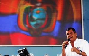 El presidente Rafael Correa anunci&oacute; las nuevas medidas comerciales en su Enlace Ciudadano emitido desde Quito. FOTO: Presidencia de la Rep&uacute;blica.