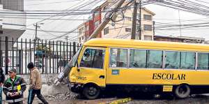Esta es la imagen de un accidente ocurrido en marzo en Quito. El percance dej&oacute; 2 personas heridas. Foto: Archivo / El Tel&eacute;grafo