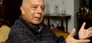 Humberto Vinueza, un pionero de la antipoes&iacute;a ecuatoriana