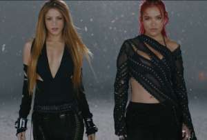 Shakira (izq.) y Karol G. participaron en una exitosa colaboración musical. 