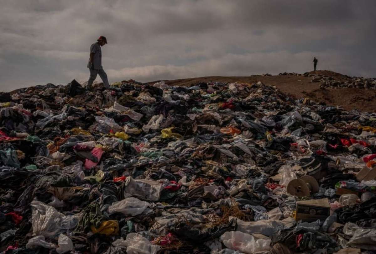 El Telégrafo - El desierto de Atacama, arruinado por el 'fast fashion'