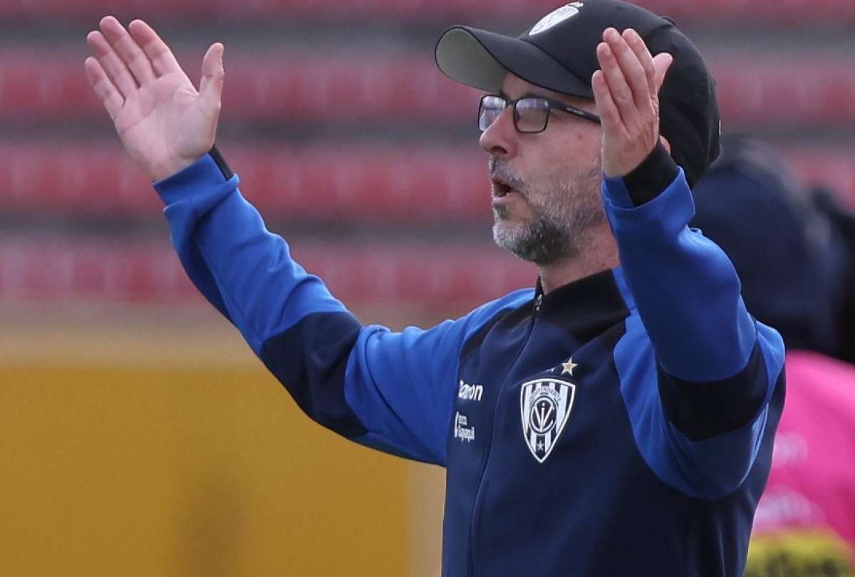 Javier Rabanal se va de Independiente