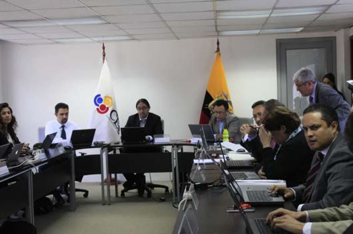Los miembros del CES conocieron la propuesta de reglamento sobre cobros en universidades. Foto: Archivo.