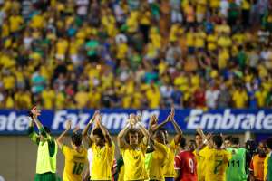 En mundial de f&uacute;tbol: simbolismo y negocio