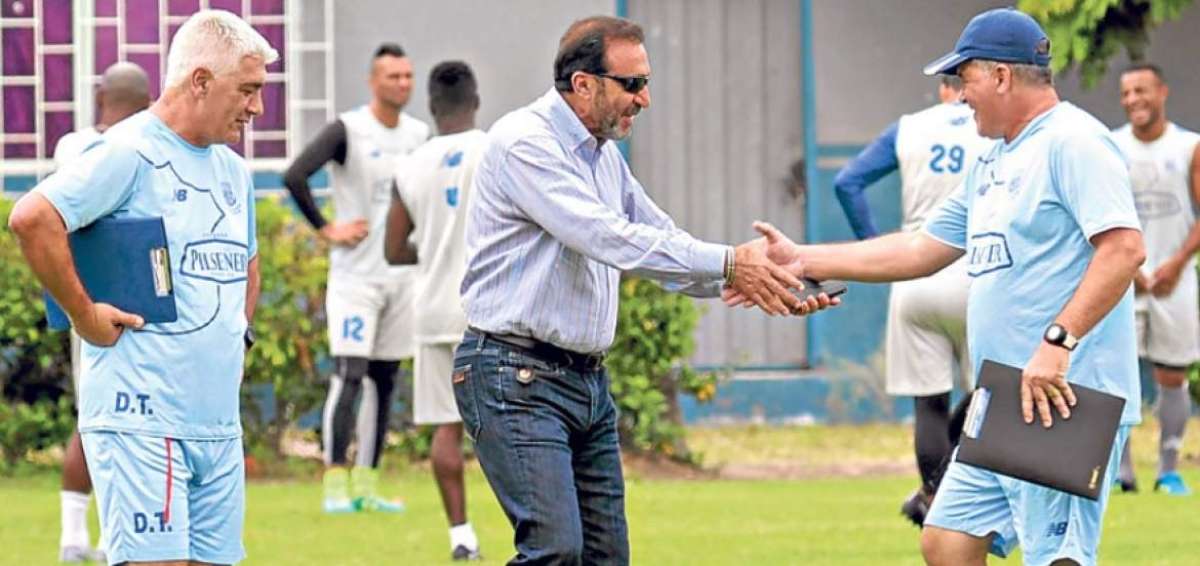 El campe&oacute;n fichar&aacute; poco