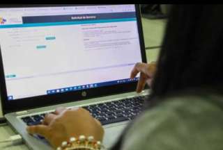 ¿Cuáles son los pasos para obtener la licencia por primera vez?