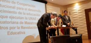 MinEdu firm&oacute; convenios para fortalecimiento de la educaci&oacute;n superior en docentes